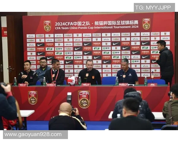 熊猫体育现场直击打破历史纪录引发热议与欢呼